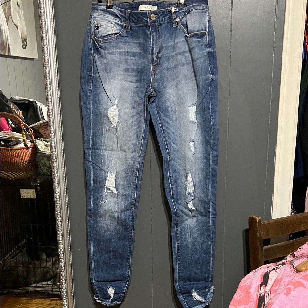 NWT KanCan Women's Skinny Jeans in Distressed Blue